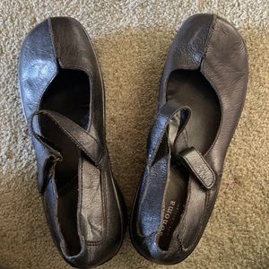 cute mary-jane like shoes